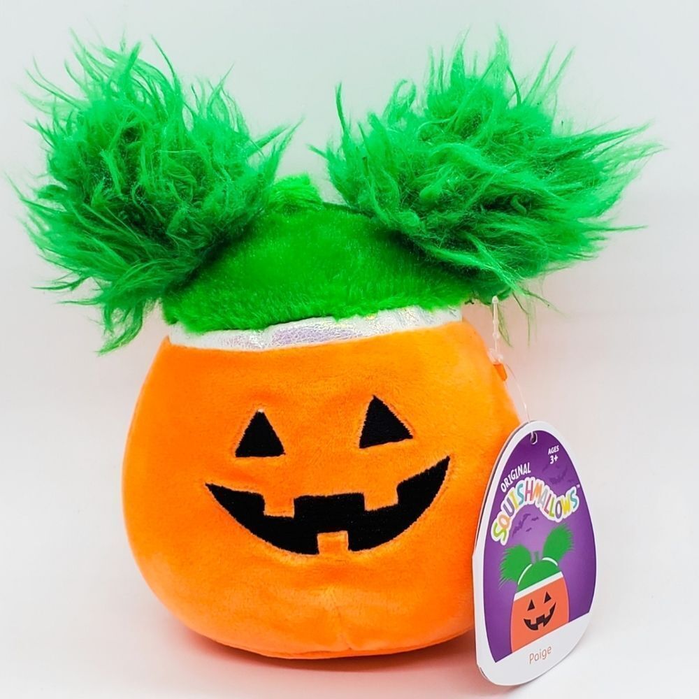 Squishmallow Paige the pumpkin